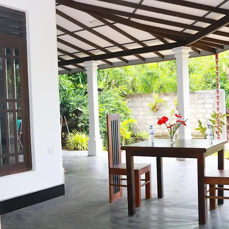 Silent Beach Homestay Tangalle Exterior photo