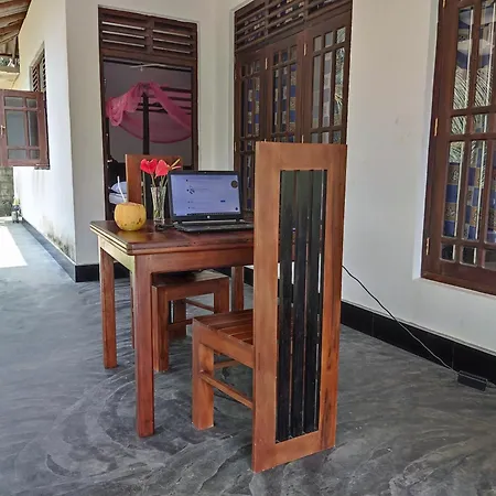 Silent Beach Homestay Tangalle Exterior photo